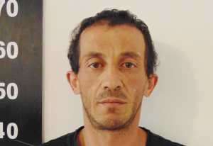 Waldir Fernando Ferreira Alfaro, fue detenido con cañas de pescar y un reel robados.