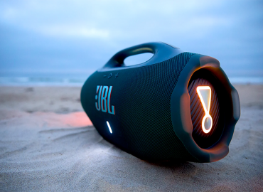 JBL lanzó en Uruguay el Boombox 4, un parlante portátil con 28 horas de autonomía