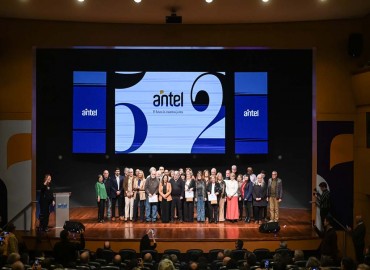 Antel celebró sus 52 años con anuncio de inversiones por US$ 750 millones
