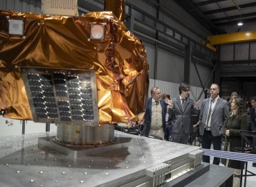 Empresa aeroespacial amplía presencia en Uruguay