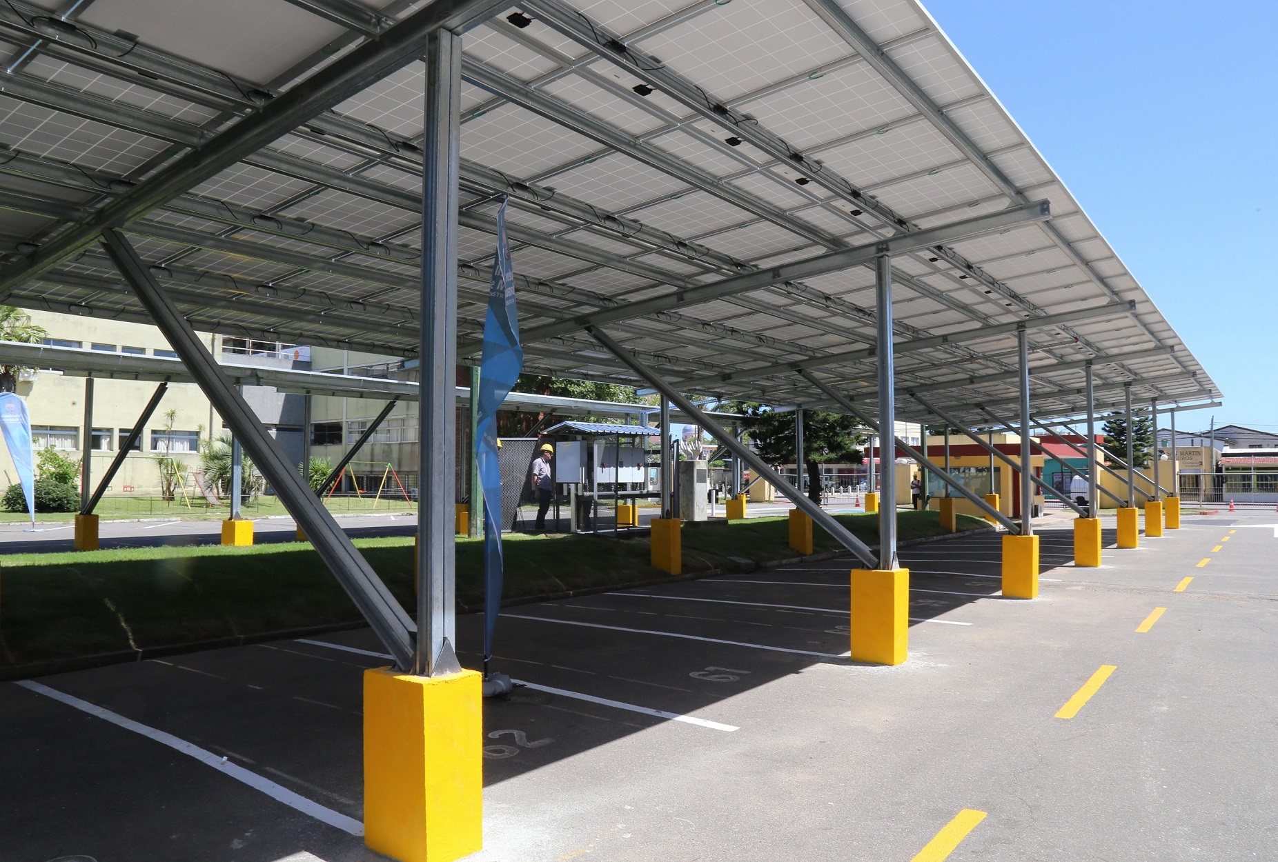 Estacionamiento_Techo_Fotovoltaico-3