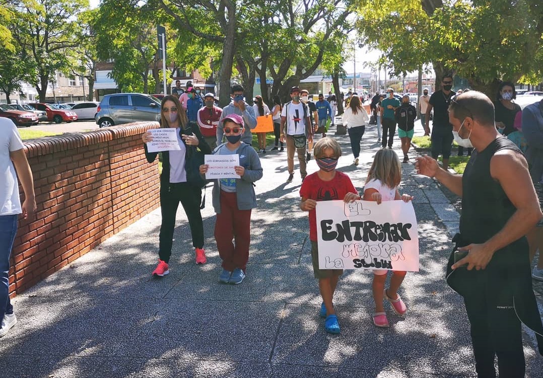 Marcha_Gimnasios-1