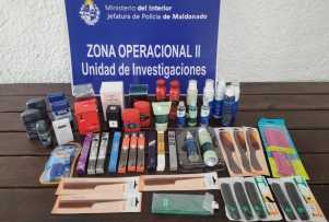 Todos los productos hurtados fueron recuperados por la Policía.