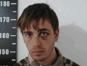 Gonzalo Matías Bouvier Velázquez fue atrapado por la Policía apenas aparecieron a la venta en una red social los equipos.