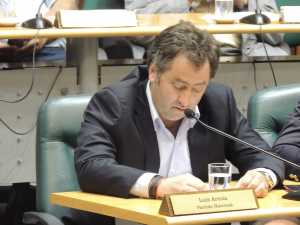 El edil blanco Luis Artola es el impulsor de la iniciativa que está abierta a aportes y mejoras