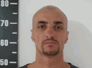 Gabriel González Borges, fue intervenido por la Policía de San Carlos conduciendo una moto robada, a alta velocidad.