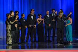 El elenco de "El Abrazo de la Serpiente", tras recibir el Platino a Mejor Película