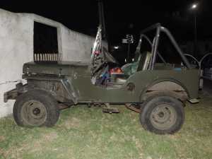 En este Jeep fue atrapado el 29 de abril del año pasado el empedernido ladrón que a pesar de haber ido a la cárcel por 7 delitos de hurto, ya estaba libre.