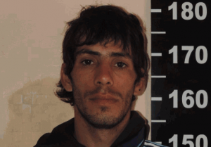 Este es el individuo que impunemente andaba a los tiros de escopeta en el asentamiento Los Eucaliptos.