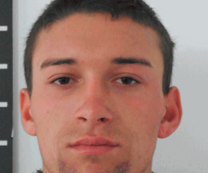 Ruwer Gerardo Tizze Rijo, el único de los tres ladrones de la tienda que poseía antecedentes penales.