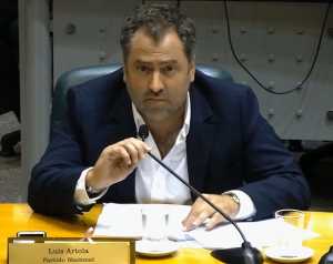 Luis Artola anunció la pronta apertura de una unidad para tratar la ludopatía en Maldonado.
