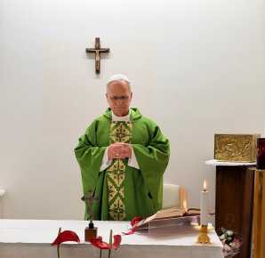 Papa León misa