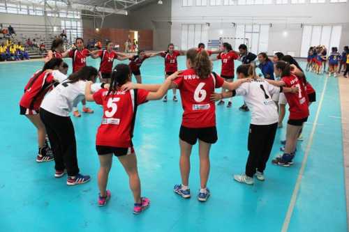 Uruguay por buen camino en Sudamericano de Handball Femenino.