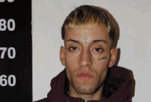 Franco David Sosa Serrón, junto a otro joven fue sorprendido robando en comercio dela zona de El Jagüel