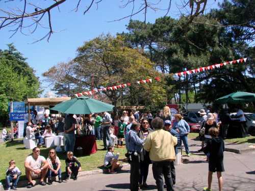 Casi 700 personas asistieron a la novedosa feria gastronómica.