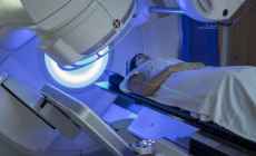 Ministra Lustemberg confirmó instalación de acelerador lineal en San Carlos a mediados de 2026