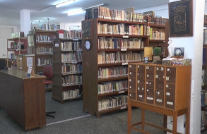 Charla por el Día Nacional del libro en la biblioteca José Artigas de Maldonado