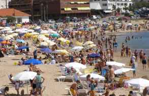 En 2025 el turismo explicó 0,7 puntos porcentuales del crecimiento económico del año